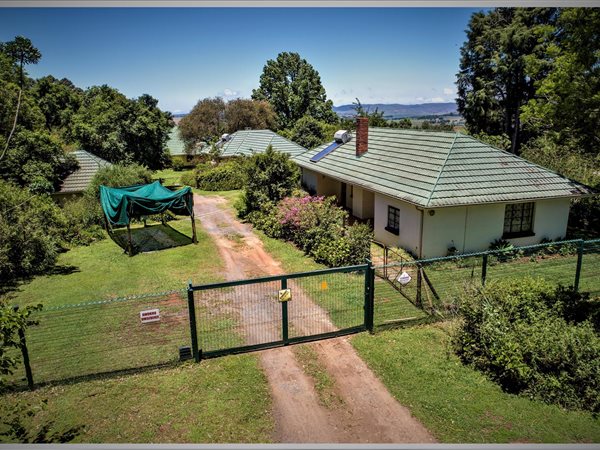 4.9 ha Smallholding 4.9 ha Smallholding