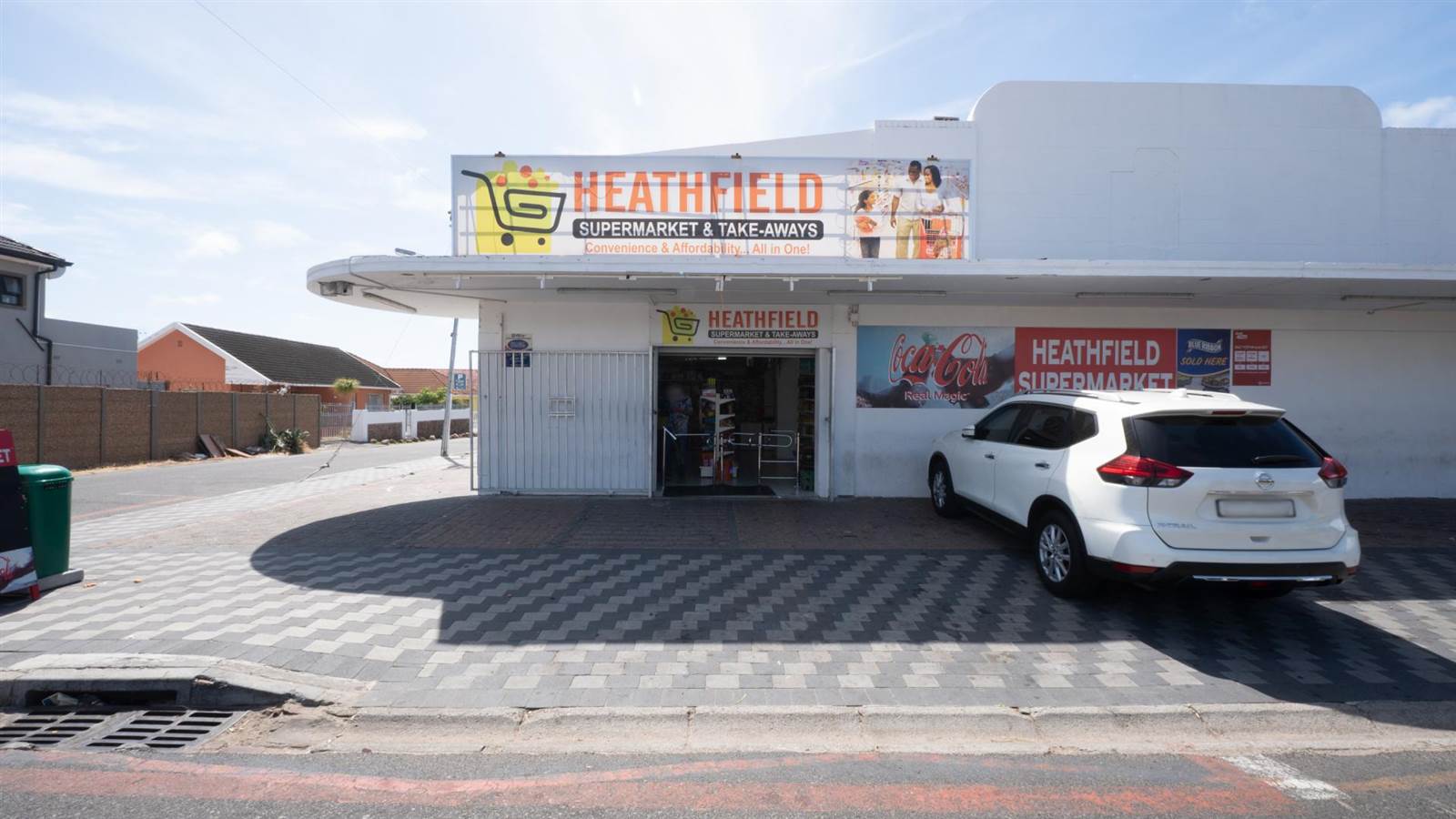 555  m² Retail Space in Heathfield photo number 4