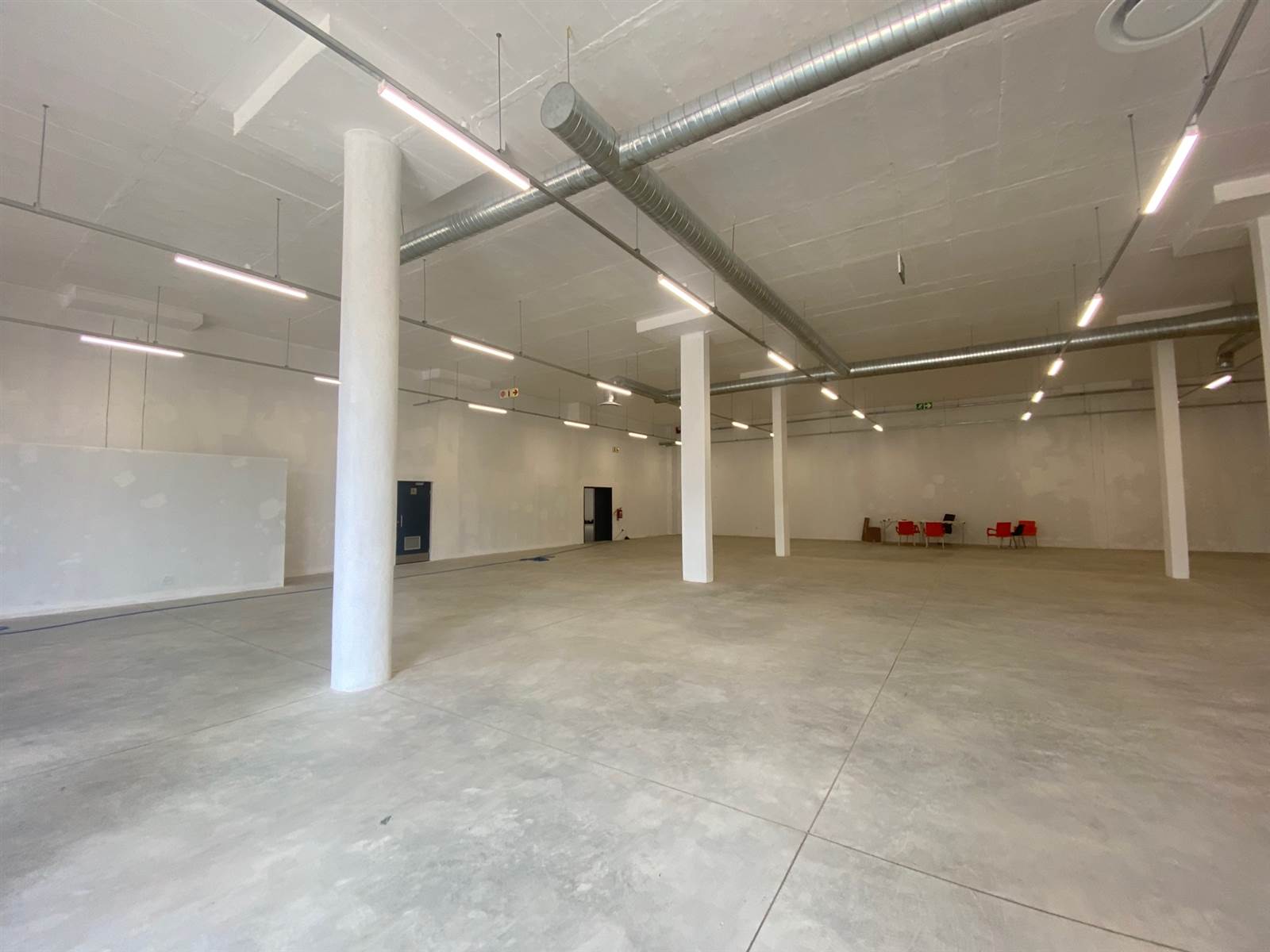 635  m² Retail Space in Nirvana photo number 4