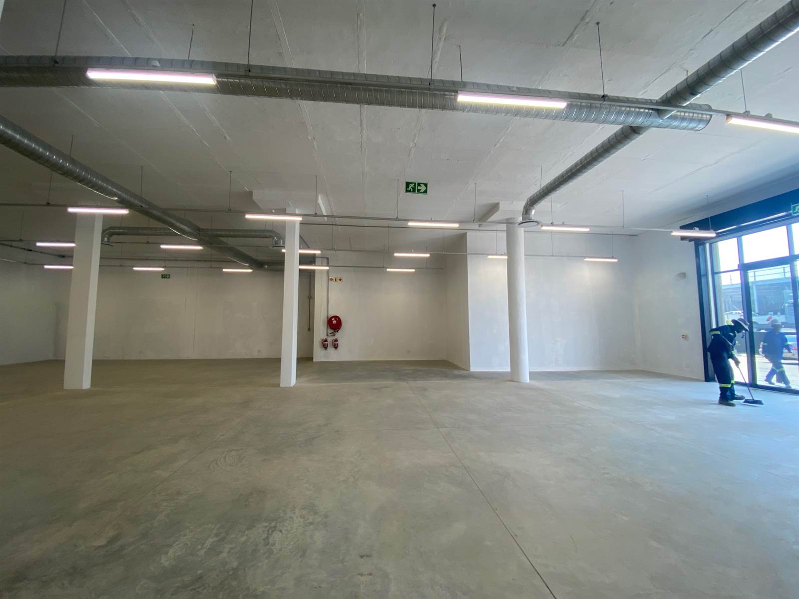 635  m² Retail Space in Nirvana photo number 7