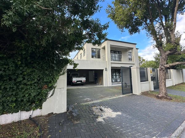 4 Bedroom House