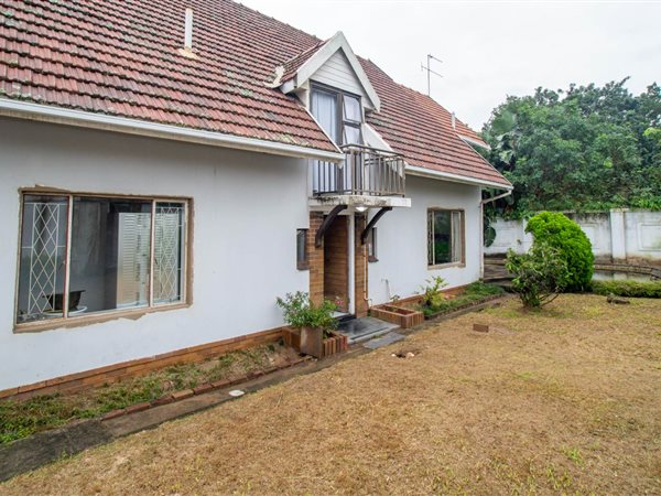 3 Bedroom House 3 Bedroom House