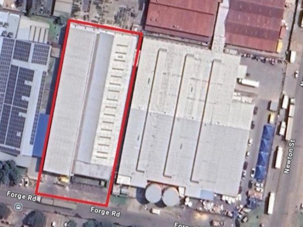 3 000  m² Industrial space