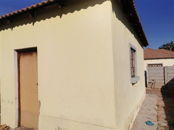 3 Bedroom House 3 Bedroom House