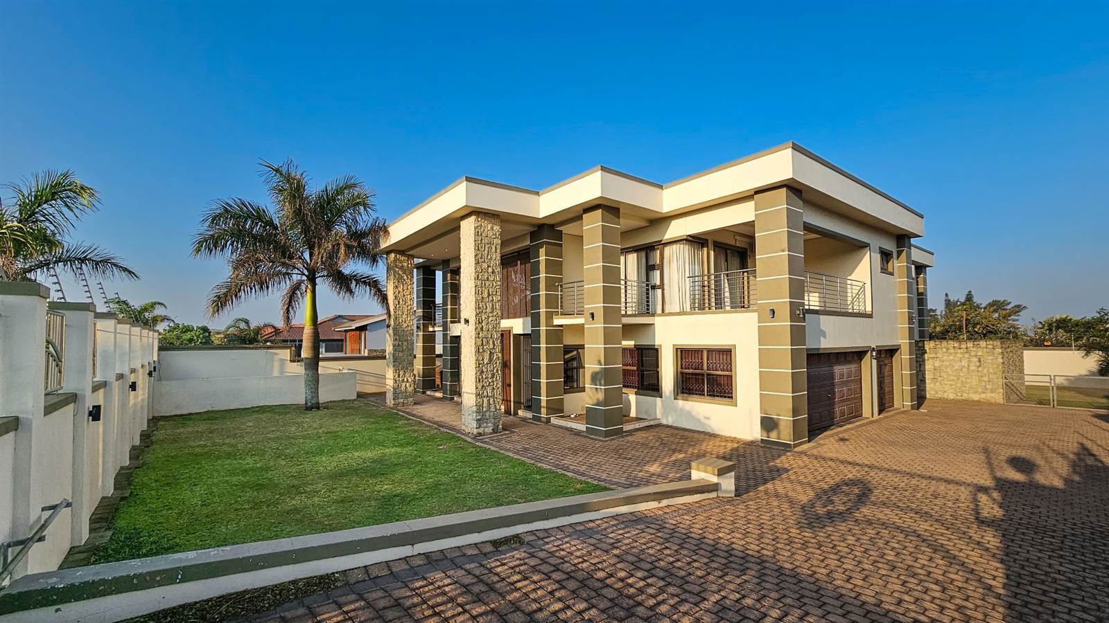 5 Bed House in Ballito photo number 2