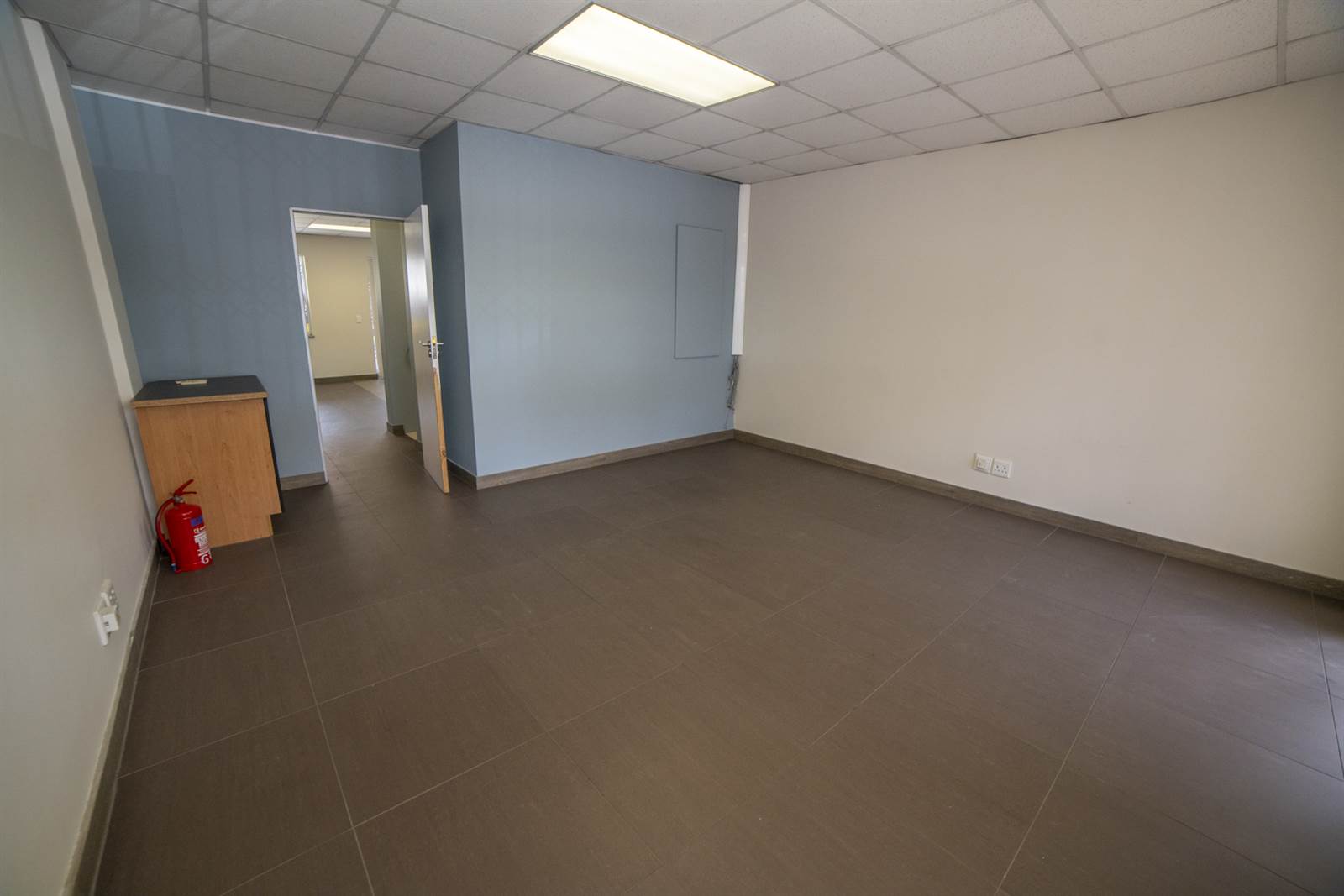 60  m² Office Space in Woodmead photo number 9