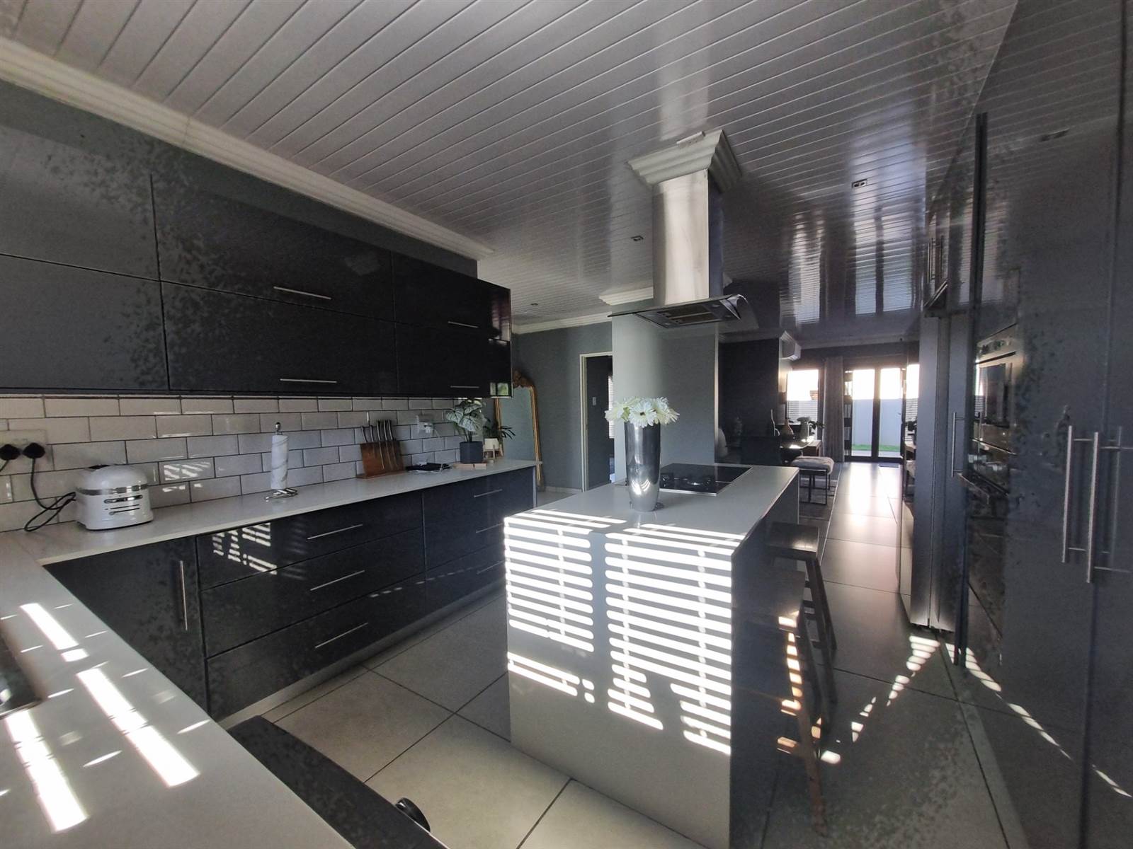 3 Bed House in Waterkloof photo number 13