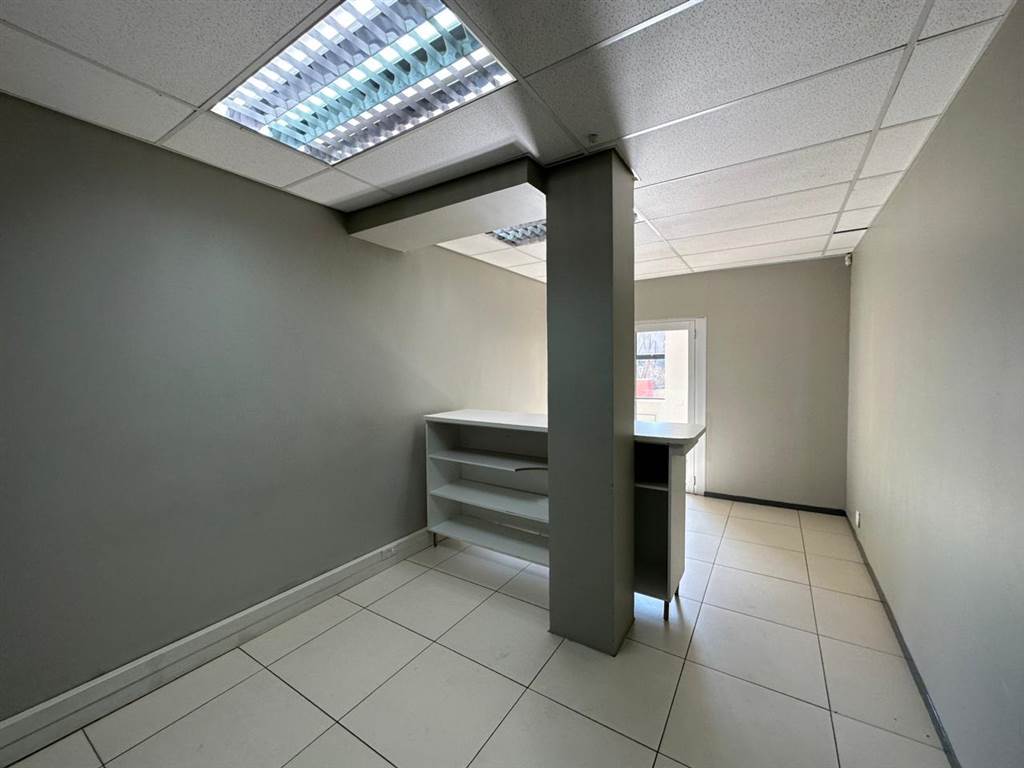 145  m² Commercial space in Meyersdal photo number 16