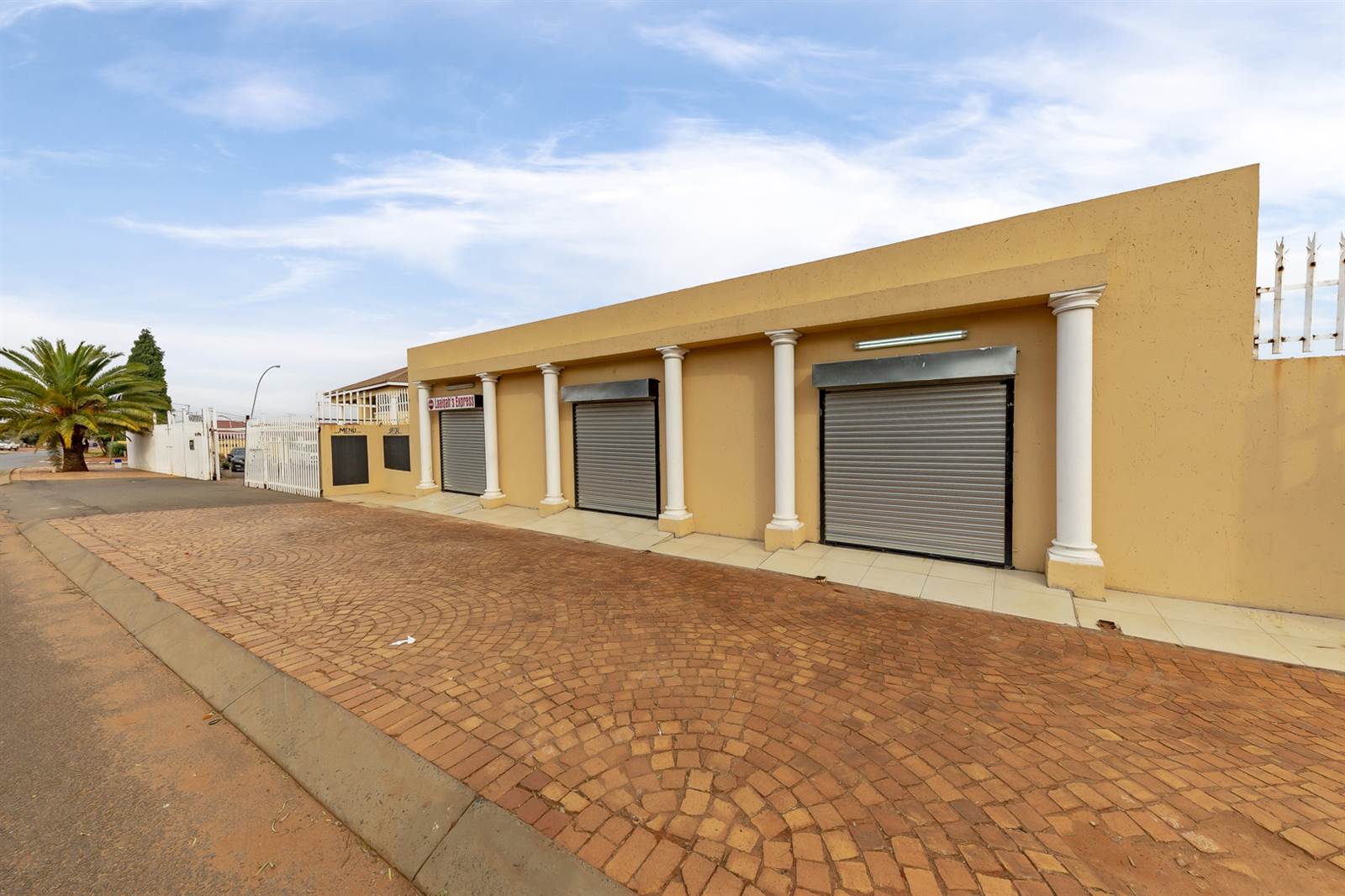 2505  m² Commercial space in Lenasia South photo number 26