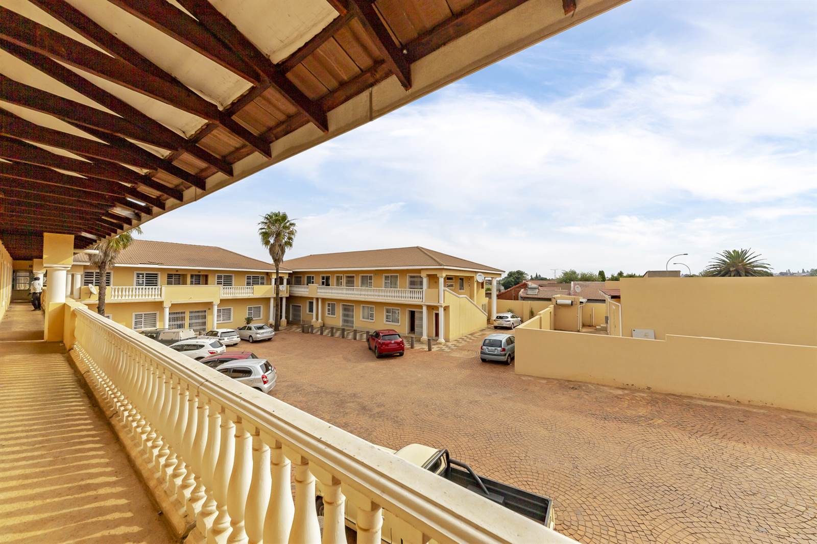 2505  m² Commercial space in Lenasia South photo number 8