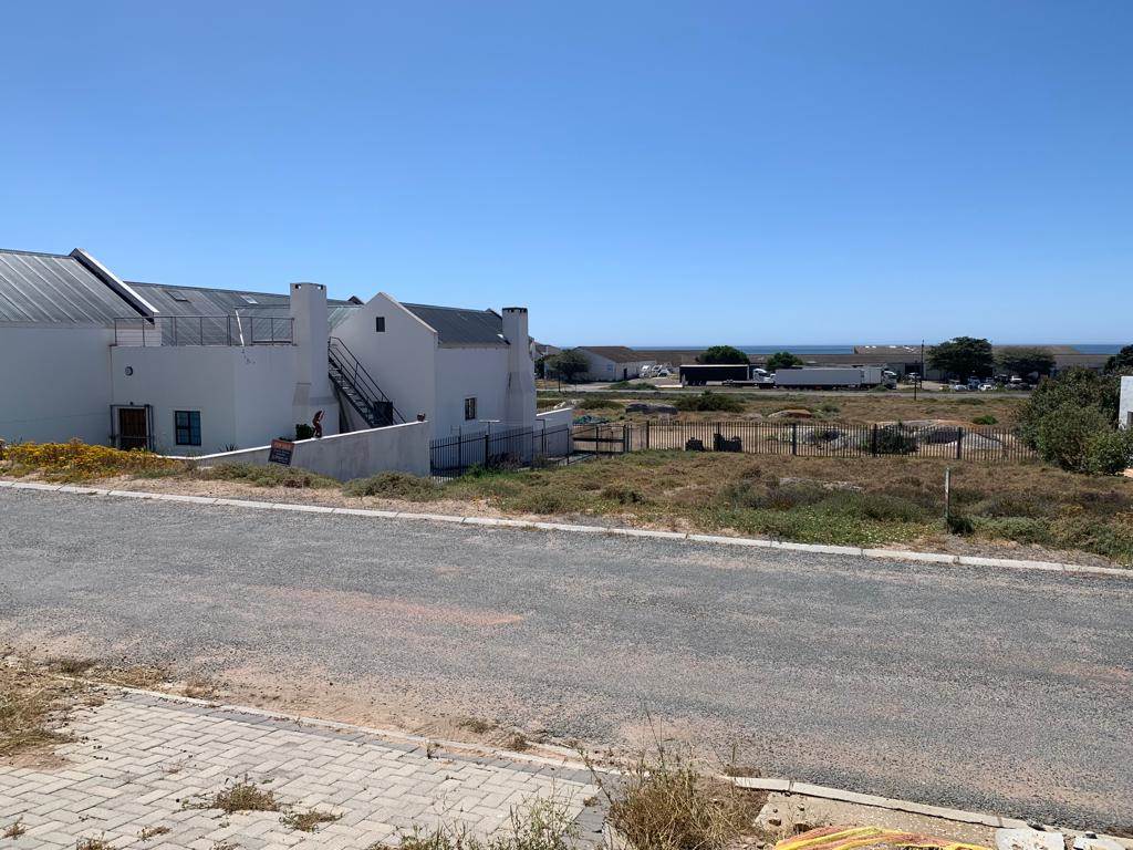 748 m² Land available in Da Gama Bay photo number 4