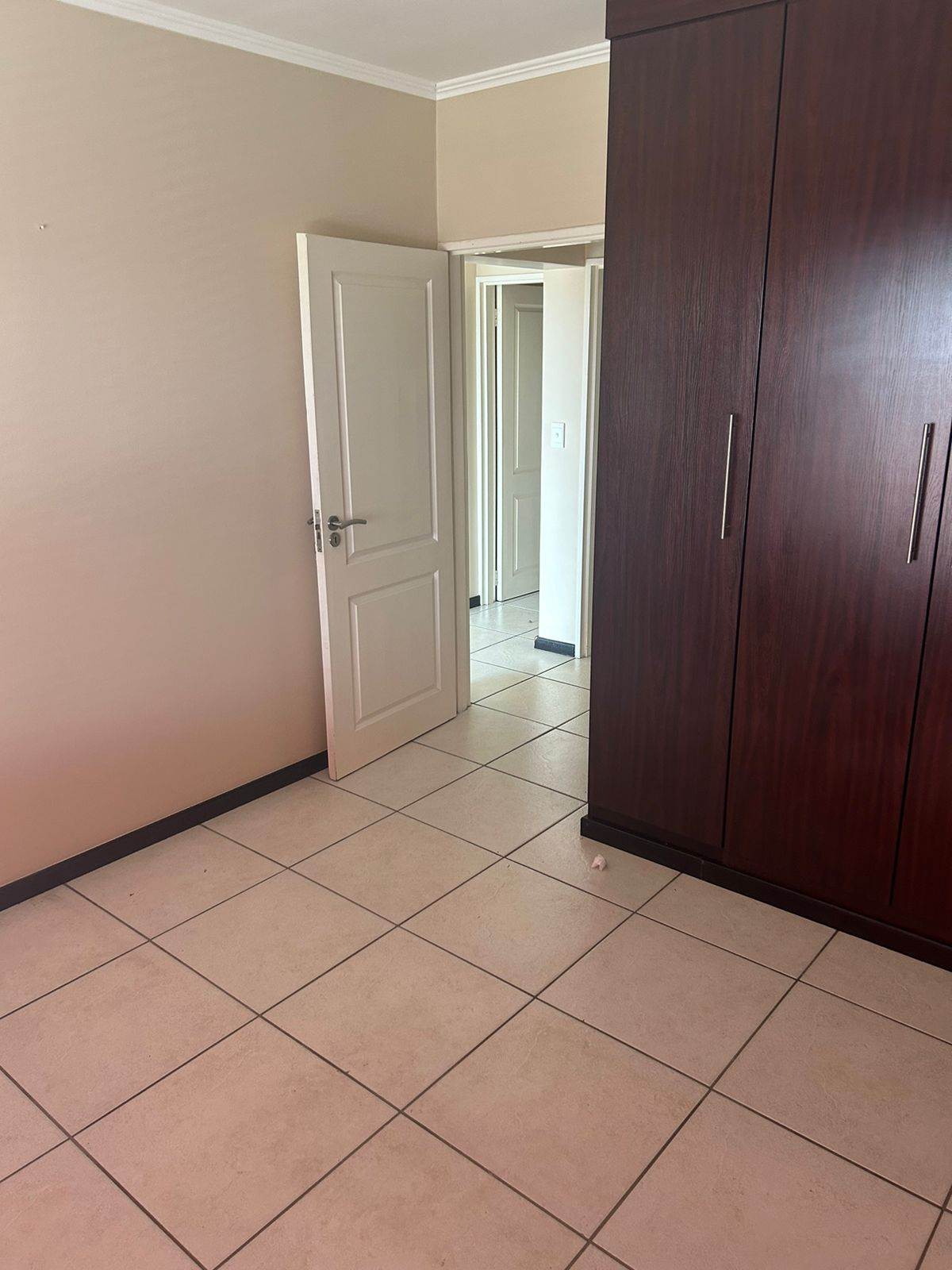 2 Bed Apartment in Edenvale photo number 7
