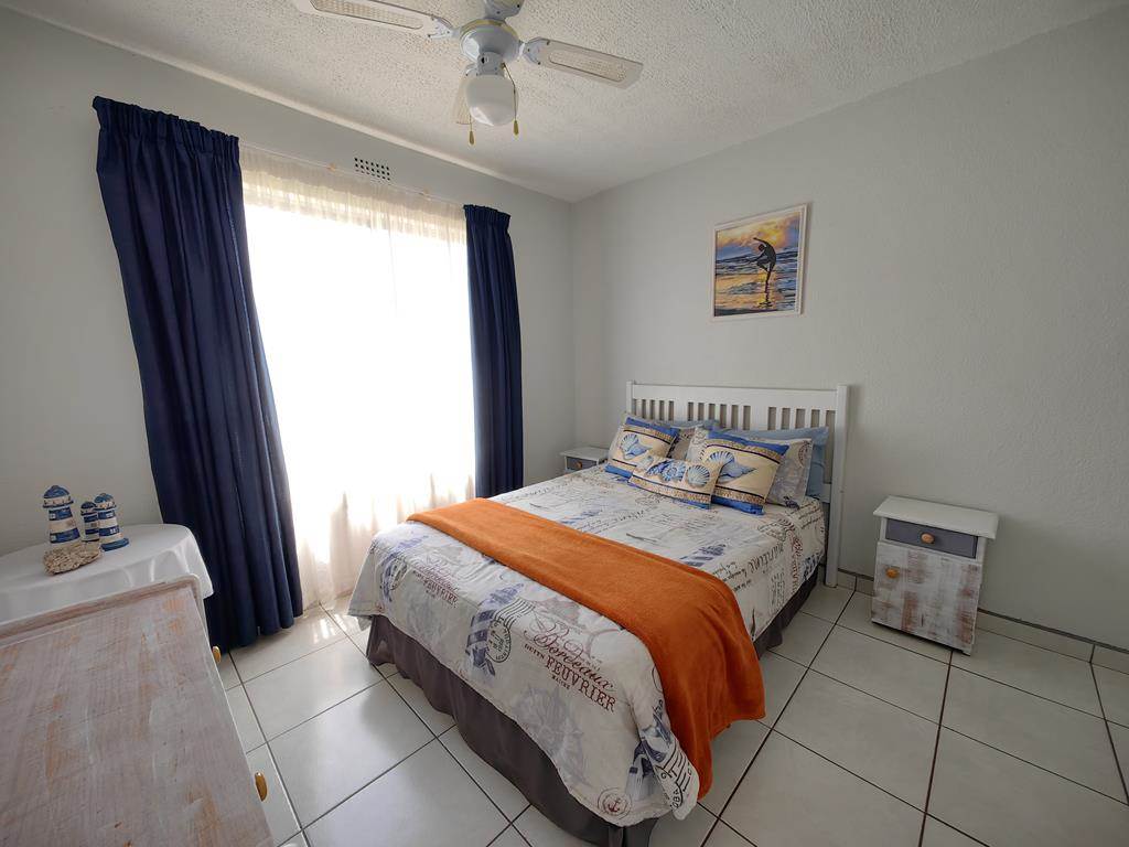 3 Bed Apartment in Uvongo photo number 15
