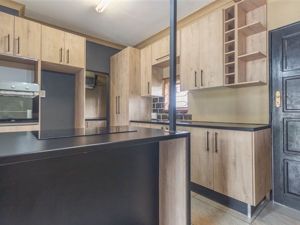 3 Bedroom House 3 Bedroom House