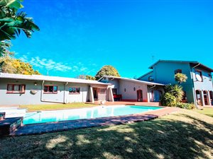 4 Bed House in Kloofendal