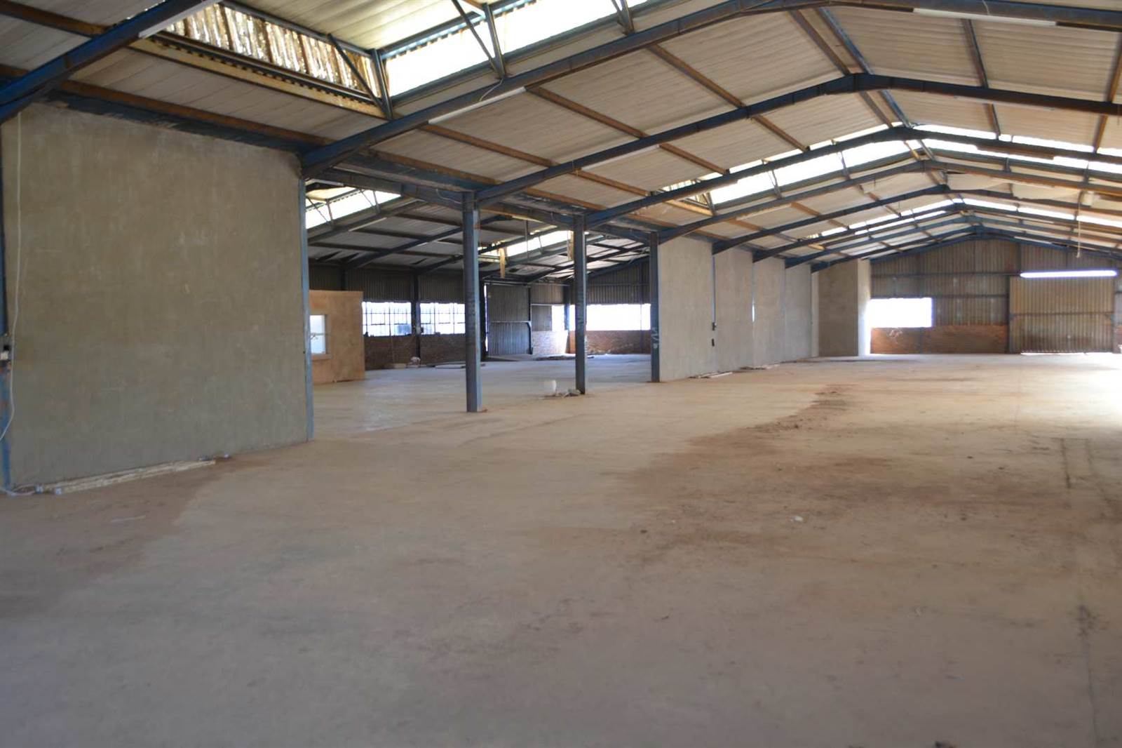 1754  m² Industrial space in Rosslyn photo number 9