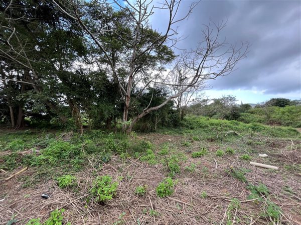 1270 m² Land available in Elaleni Coastal Forest Estate