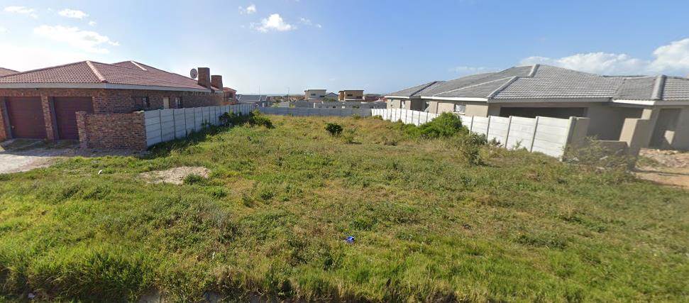 500 m² Land available in Bluewater Bay photo number 1