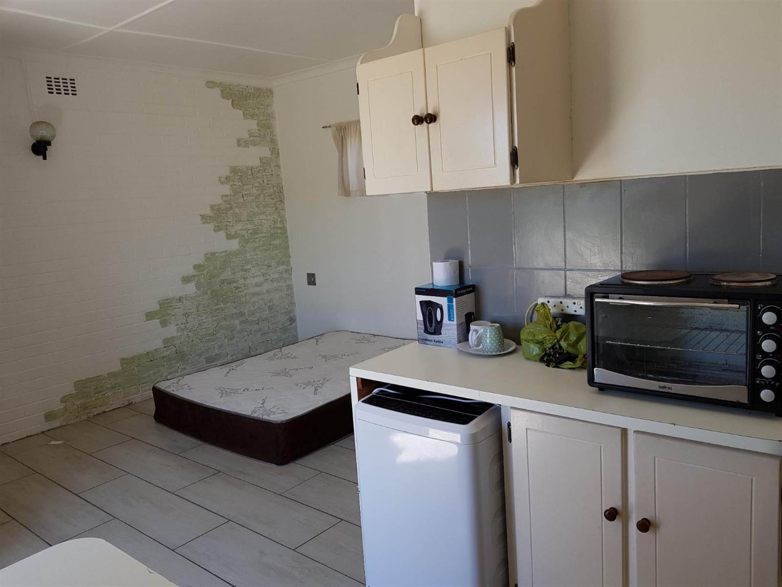 1 Bed Apartment in Shelly Beach photo number 3
