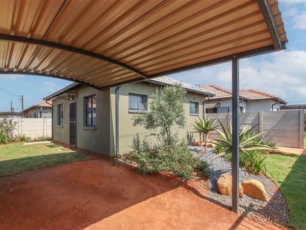 2 Bedroom House 2 Bedroom House