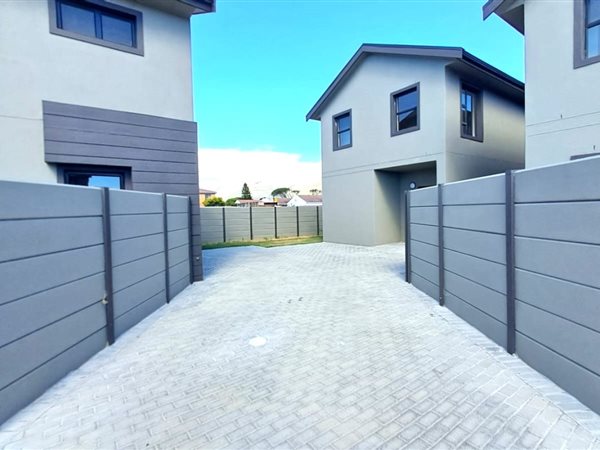 3 Bed Townhouse