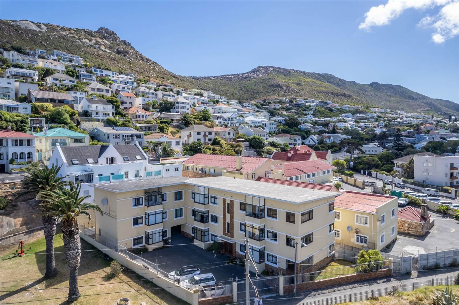 3 Bed Apartment in Fish Hoek photo number 18