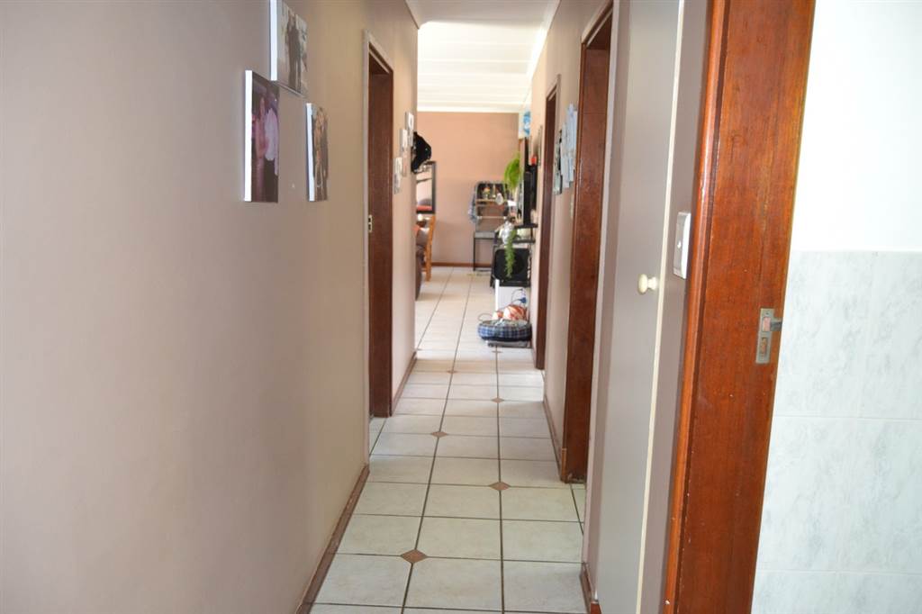 3 Bed House in Manaba photo number 21