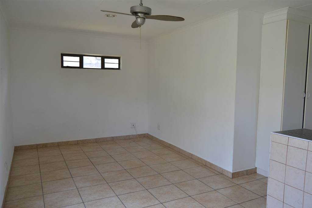 3 Bed House in Manaba photo number 30