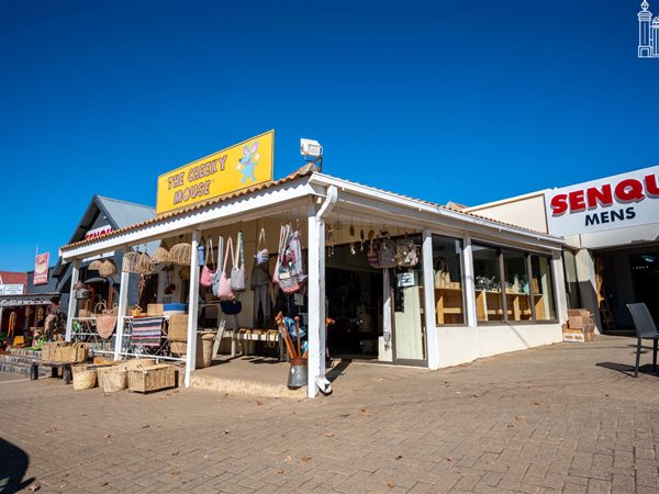 148 m² Retail Space 148 m² Retail Space