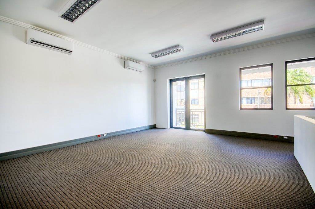 220  m² Commercial space in Musgrave photo number 17