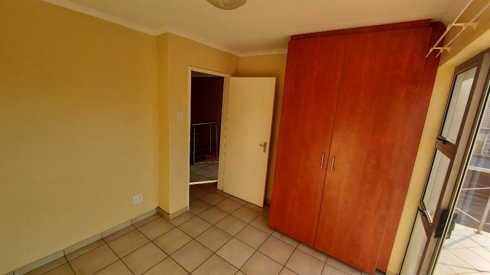 3 Bed Townhouse in Lydenburg photo number 18