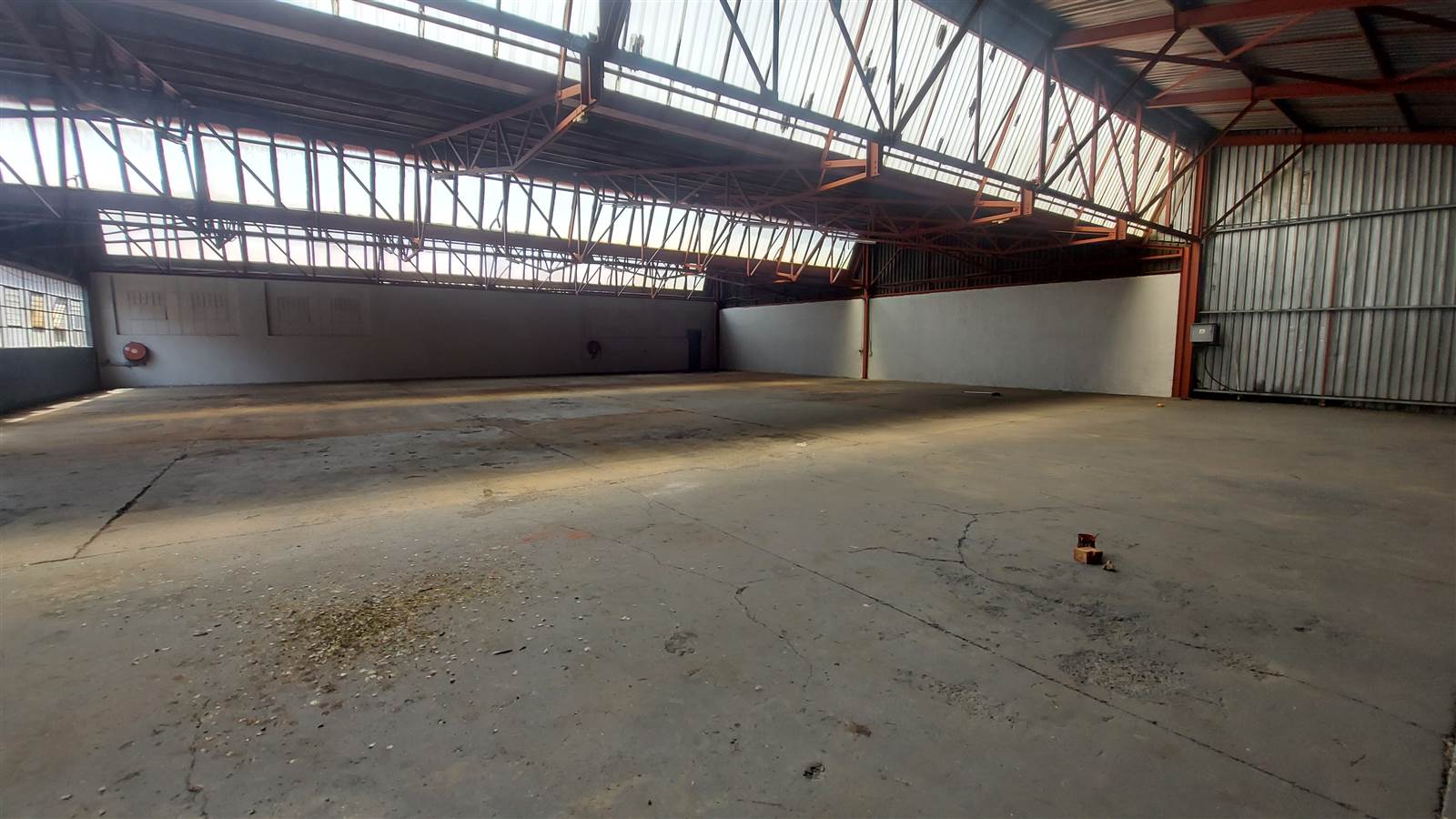 1500  m² Industrial space in Alrode photo number 3