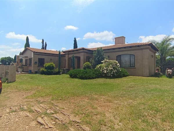 5 Bedroom House