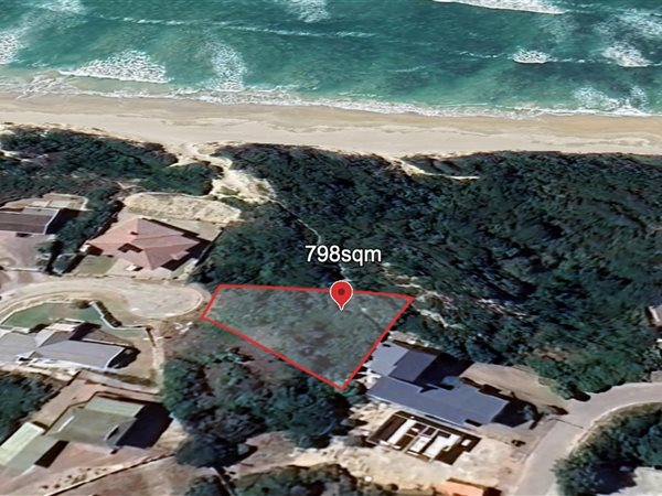 798 m² Land
