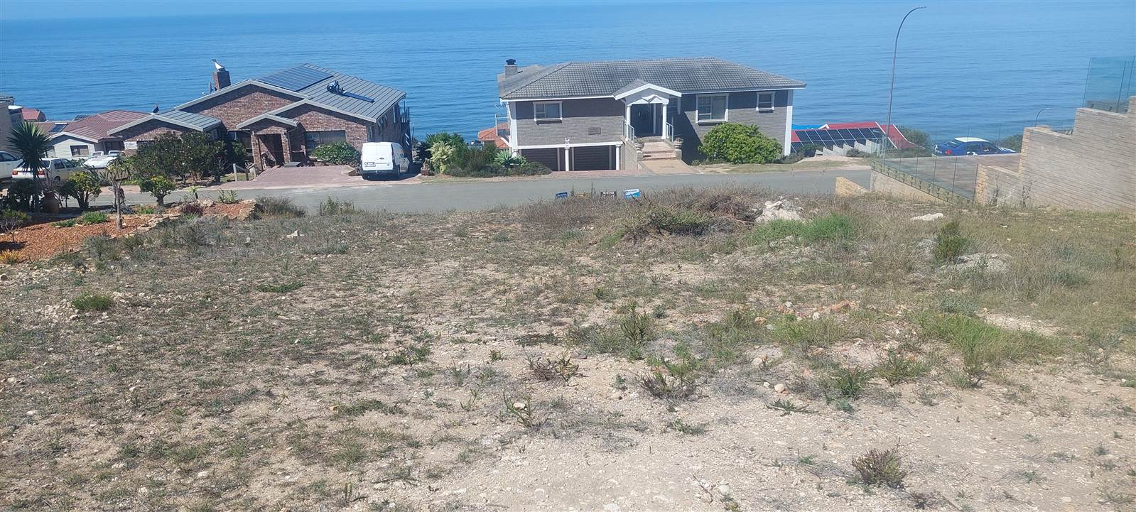 715 m² Land available in Dana Bay photo number 9