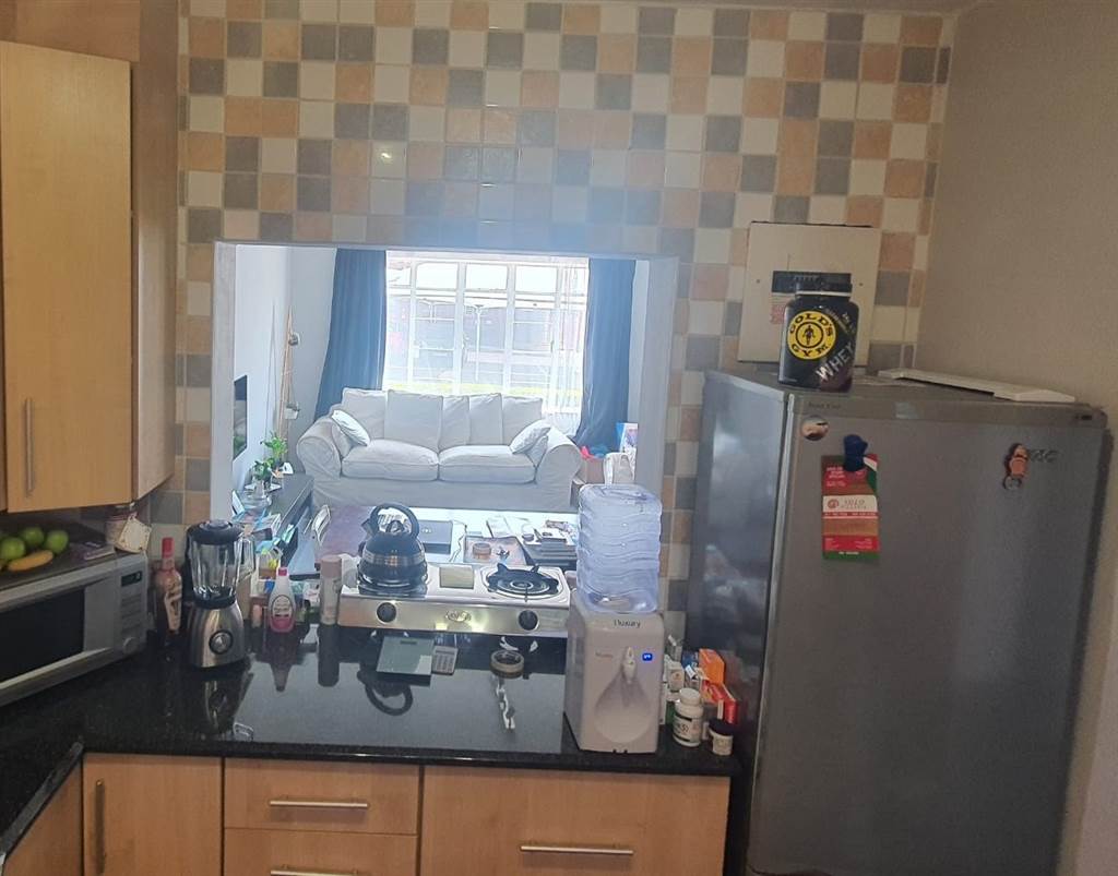 2 Bed Flat in Lambton photo number 8