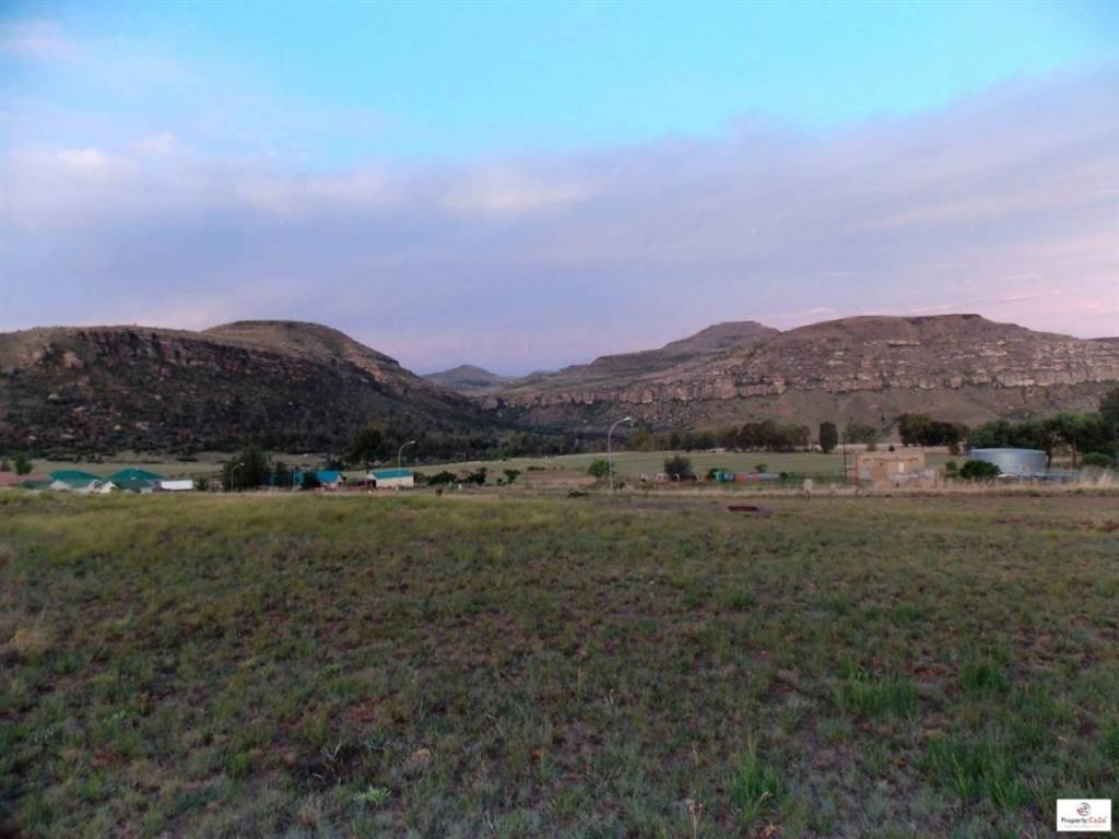 936 m² Land available in Fouriesburg photo number 1