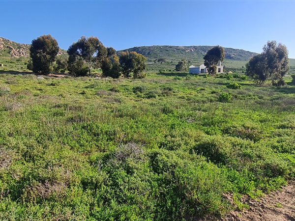 425 m² Land