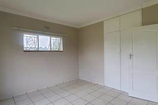 3 Bed House in Rensburg photo number 27