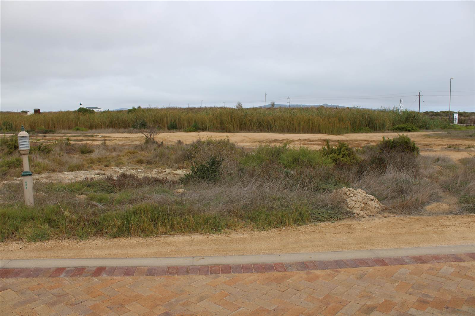 802 m² Land available in Langebaan Country Estate photo number 1