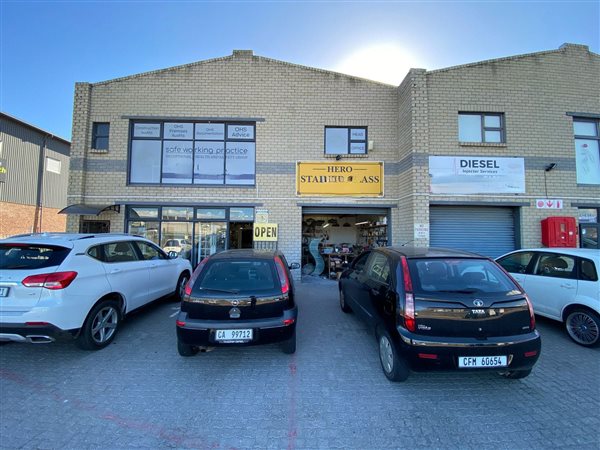 135 m² Industrial space 135 m² Industrial space