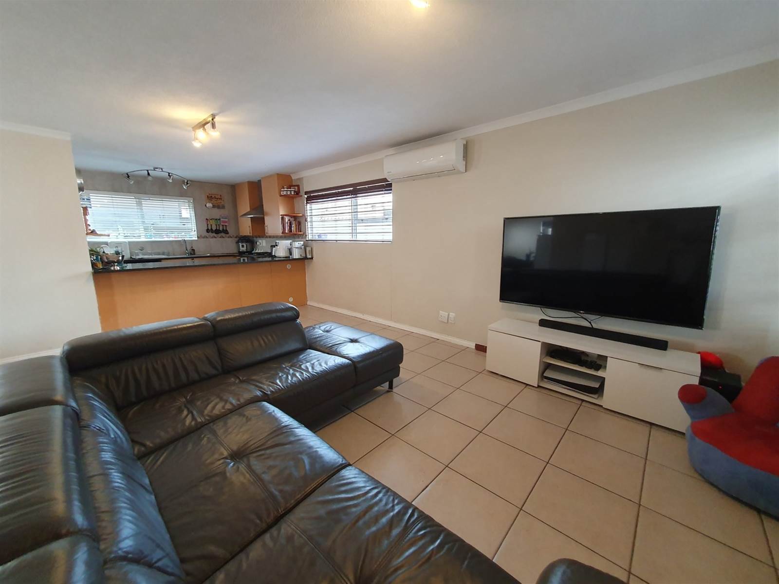 3 Bed Cluster in Sunninghill photo number 5