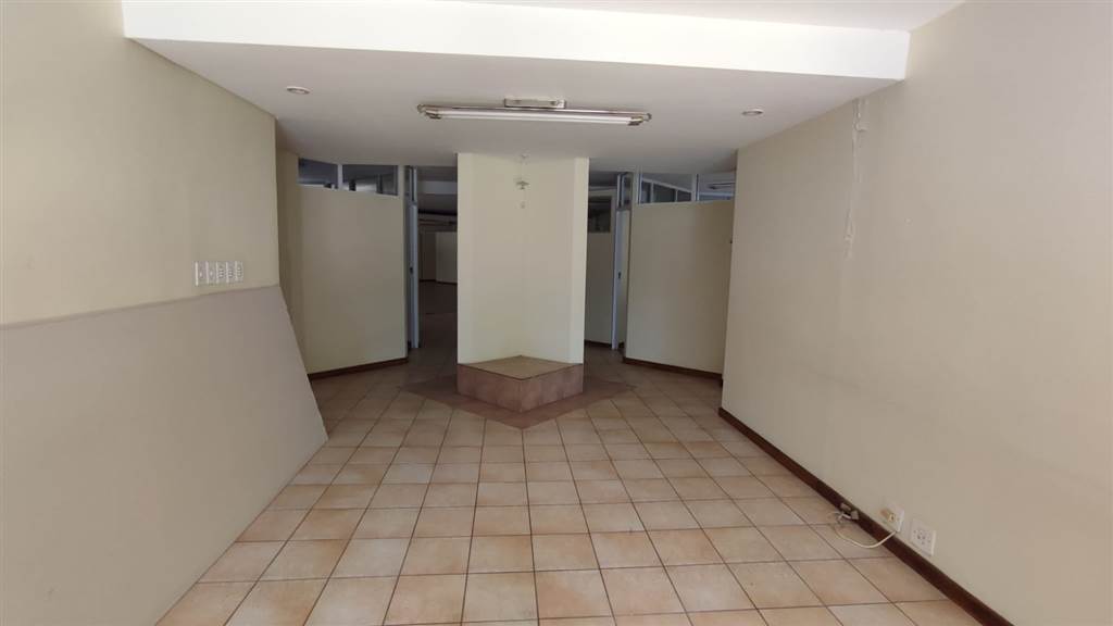 310  m² Commercial space in Modderfontein photo number 20