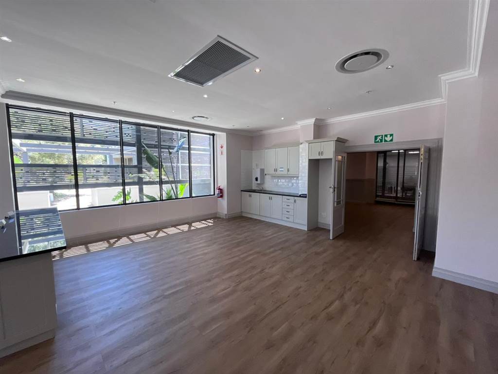 339  m² Commercial space in Stellenbosch Central photo number 5