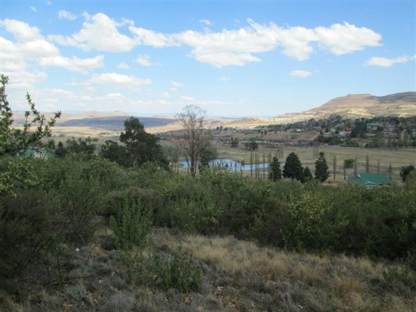 782 m² Land available in Clarens