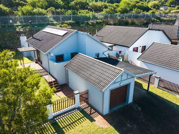 2 Bedroom House 2 Bedroom House