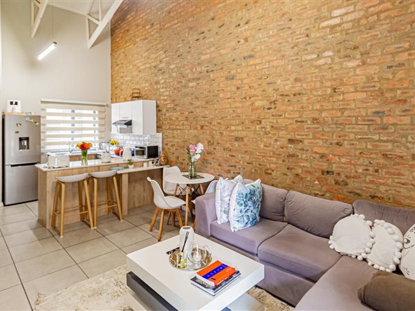 2 Bedroom Townhouse 2 Bedroom Townhouse