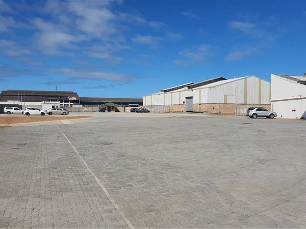 2 041  m² Industrial space