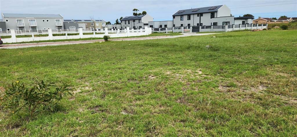 218 m² Land available in Parsons Vlei photo number 1