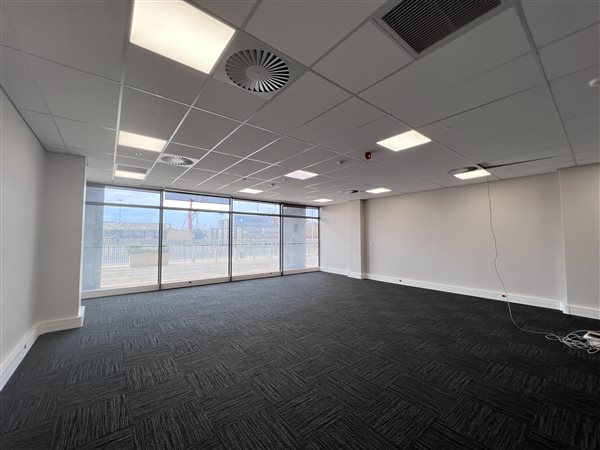 114 m² Commercial space 114 m² Commercial space